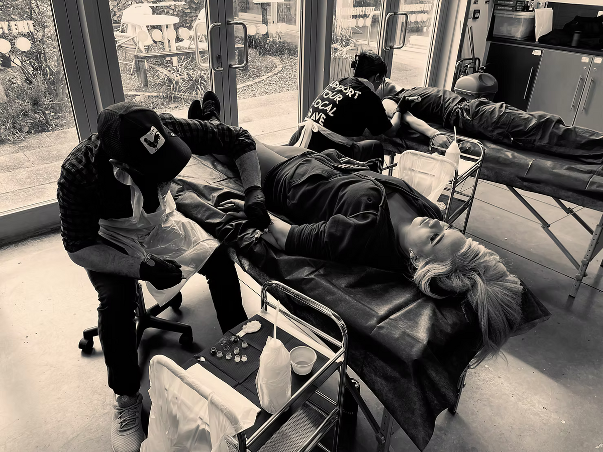 Kickstart Your Tattoo Career: Unlock the Benefits of a Beginner Course for Lasting Success